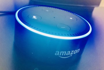 【比較レビュー】Amazon Echo Dot をレビュー！スマートスピーカーってどう？